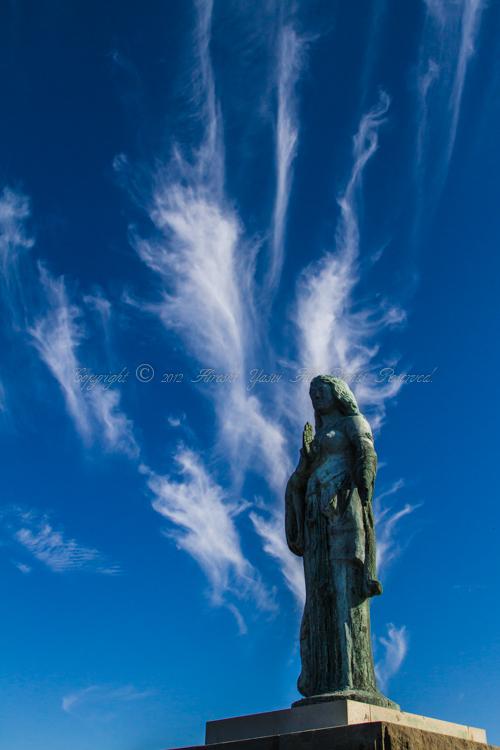 秋雲と女神像120926-1731_convert_20121007210311