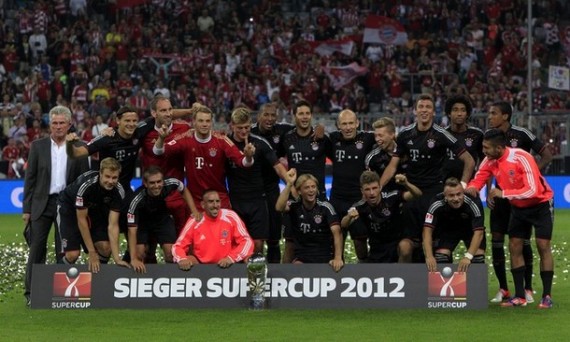 バイエルン･ミュンヘン集合写真vsドルトムント2012ドイツスーパーカップ