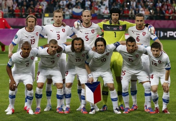 チェコ代表集合写真vsロシア代表ユーロ2012