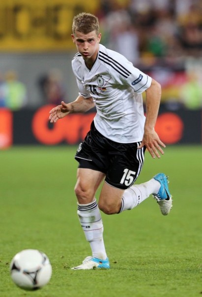 ドイツ代表2012ホームユニフォーム15ベンダー