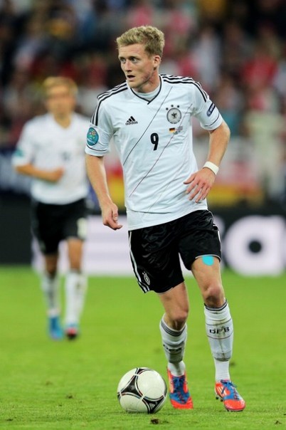 ドイツ代表2012ホームユニフォーム9シュールレ