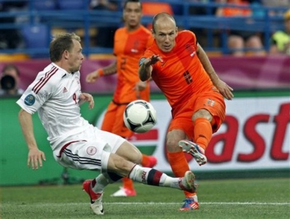 オランダ代表2012ホームユニフォーム11ロッベン