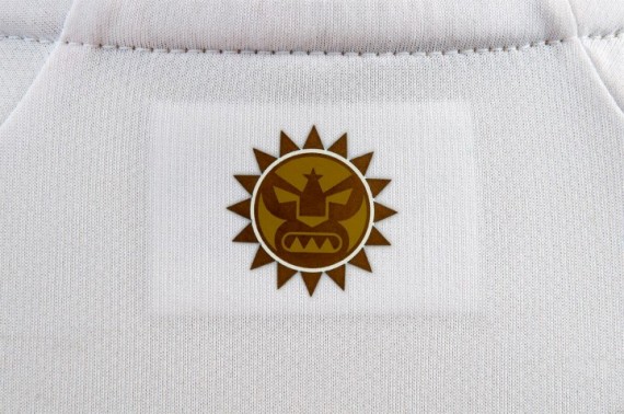 ペルー代表2012ホームユニフォームUMBRO