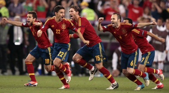 スペイン代表2012ホームユニフォーム