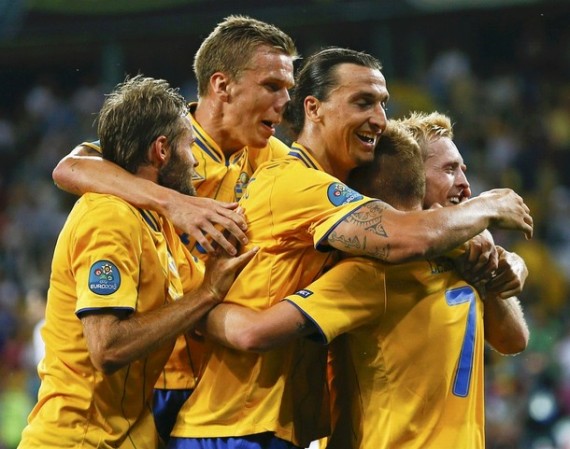 スウェーデン代表2012ホームユニフォーム10イブラヒモビッチ