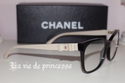 CHANEL シャネル ★リボンデザインの可愛いメガネを買いました♪★CCマーク＆ボウモチーフ付き＆かけてみた私です～♪★☆・＊: ＊・*☆