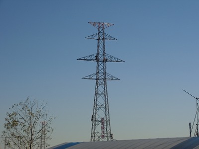 電線なしの鉄塔